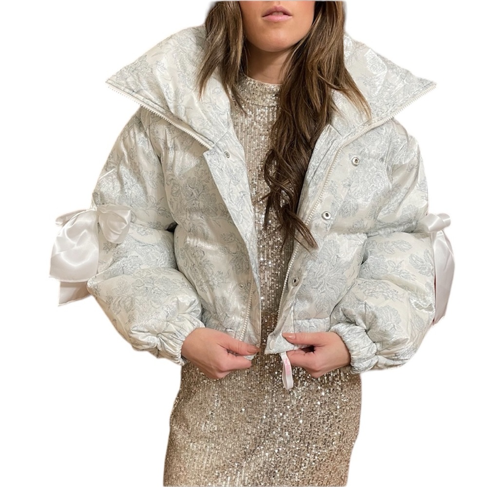 Selkie Marshmallow Puffer Cropped Puffy Coat